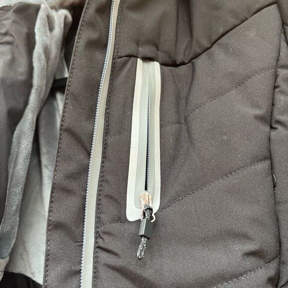 AQ Explore The Unknown Unisex black puffer coat, front & side zippers, hood,5-6 - Picture 4 of 9